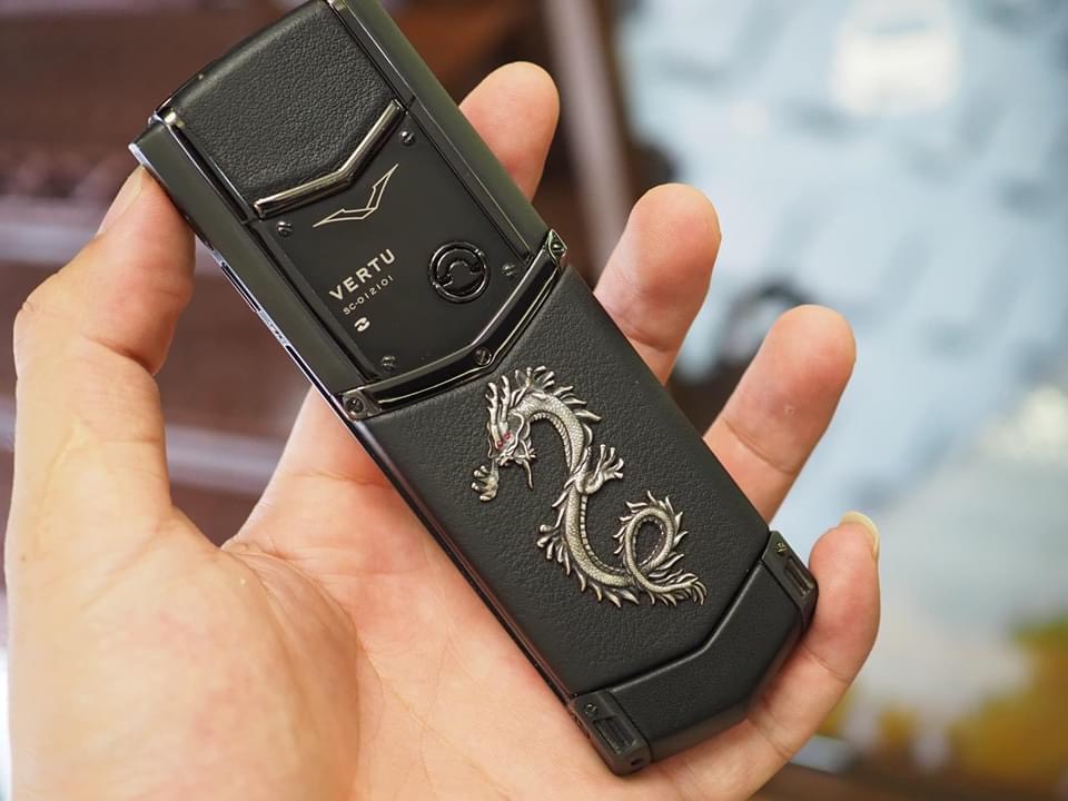 Vertu Signature S Dragon Black