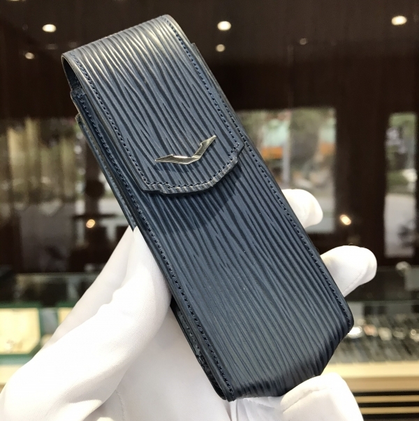 Bao da  Vertu Signature S xanh có nắp vân dọc