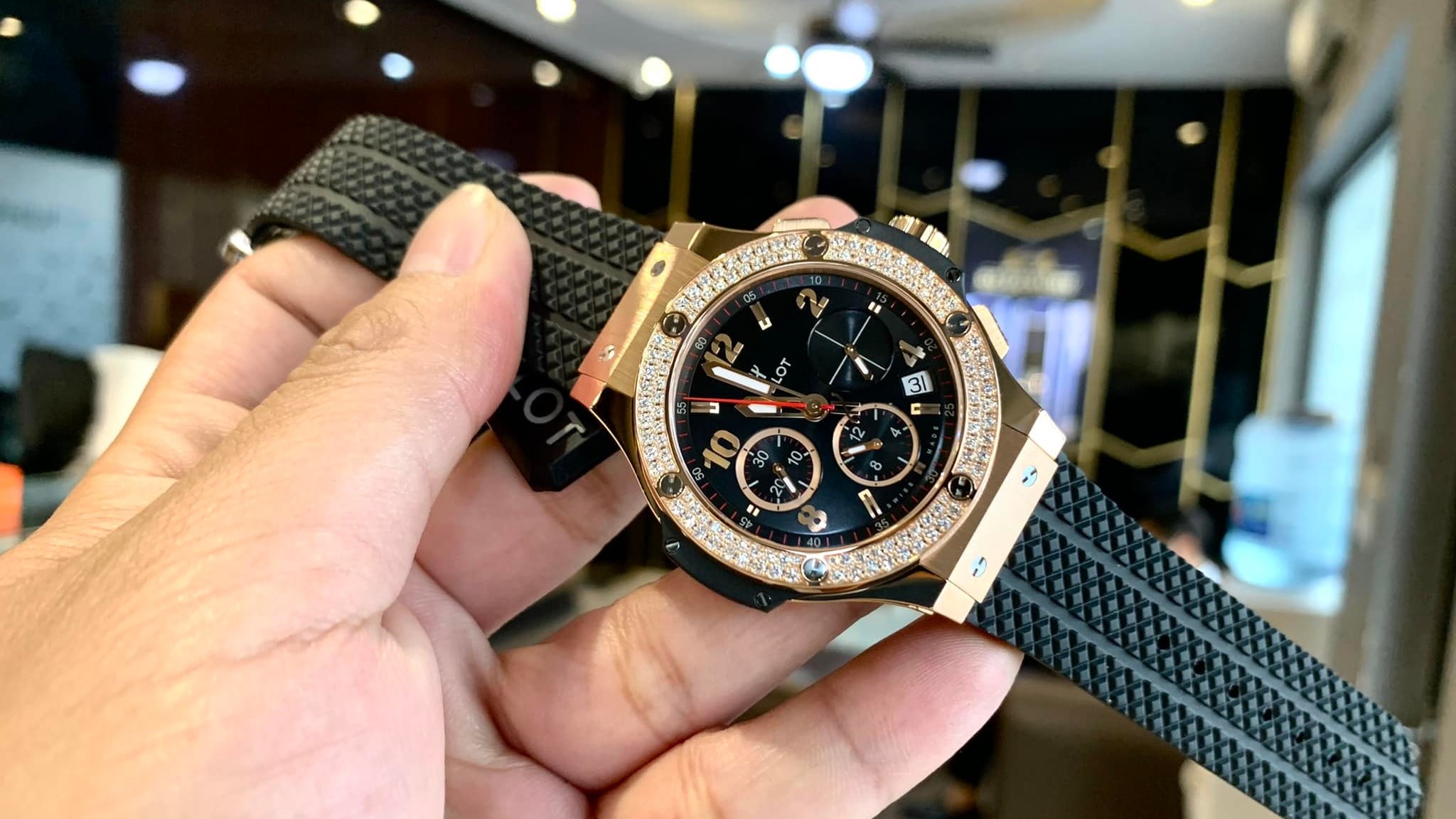 Tổng hợp top 5 dáng mẫu đồng hồ hublot nam HOT nhất hiện nay