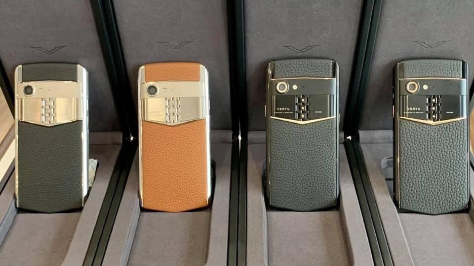 Vertu cảm ứng có tính năng gì đặc biệt?