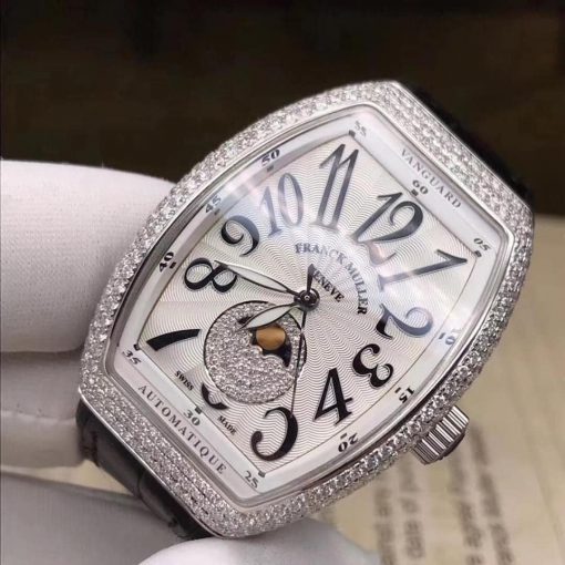 Franck Muller V32 Moonphase Vanguard Lady 32 x 42mm