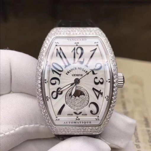 Franck Muller V32 Moonphase Vanguard Lady 32 x 42mm