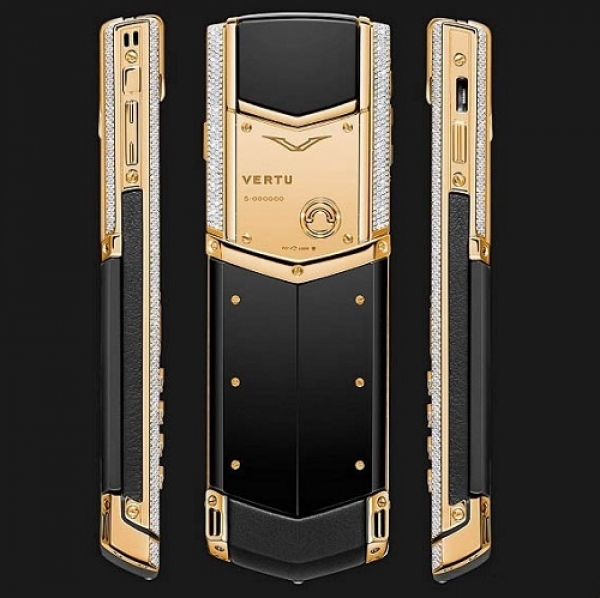 Vertu Signature S Bespoke Yellow Gold Full Diamonds